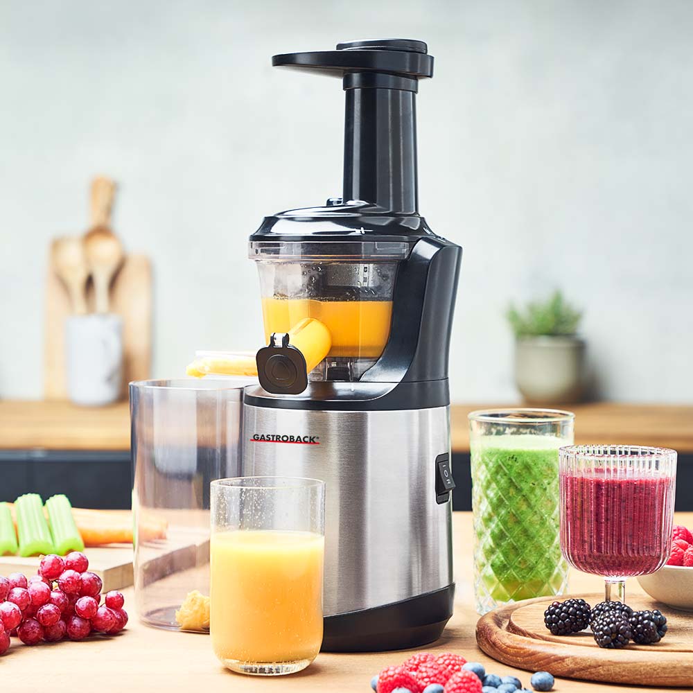 SLOW JUICER